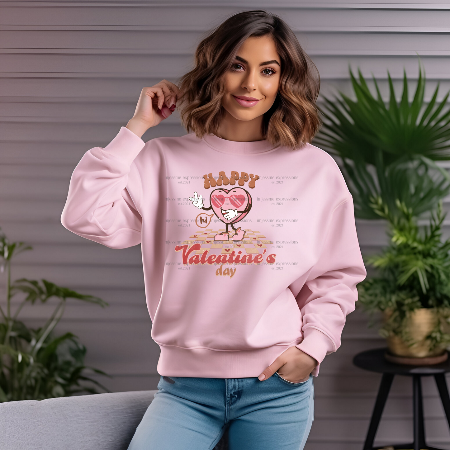 Retro-Happy Valentine's Day - DTF Valentine's Day Graphic Sweater